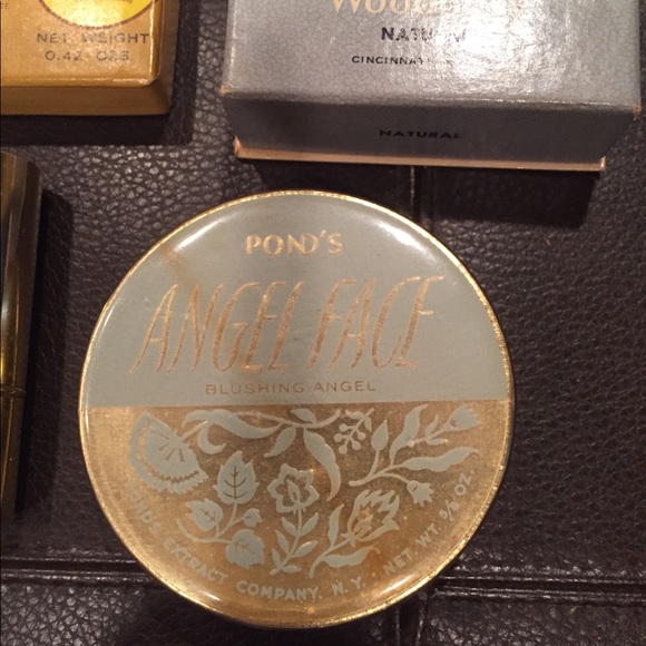 Vintage Lot of rare beauty items - Picture 6 of 8